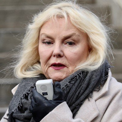 Kerry-Lynne Findlay