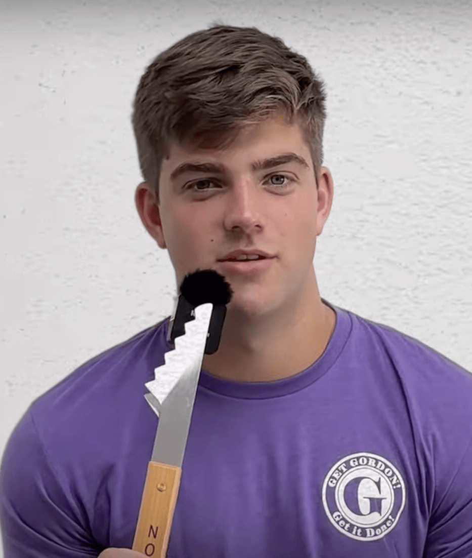 Will Cincinnati Bengals draft Garrett Nussmeier in the 2026 pro football draft?