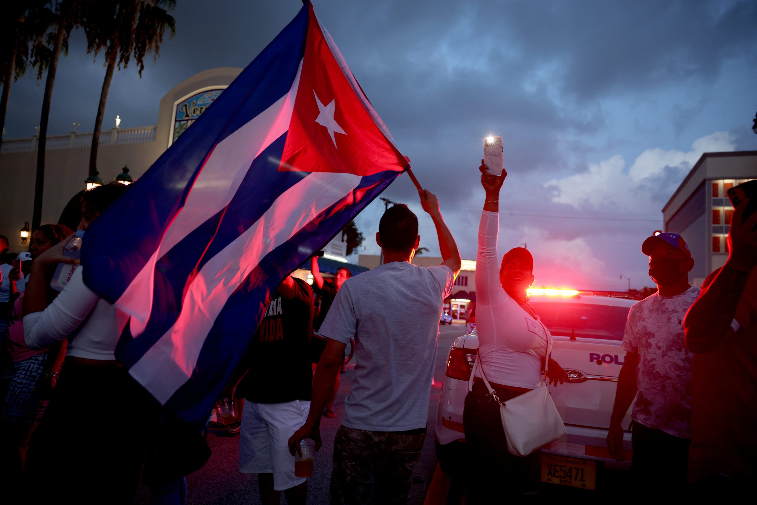 Cuba nationwide internet/power outage by...?