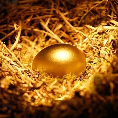 Price of dozen eggs in February?