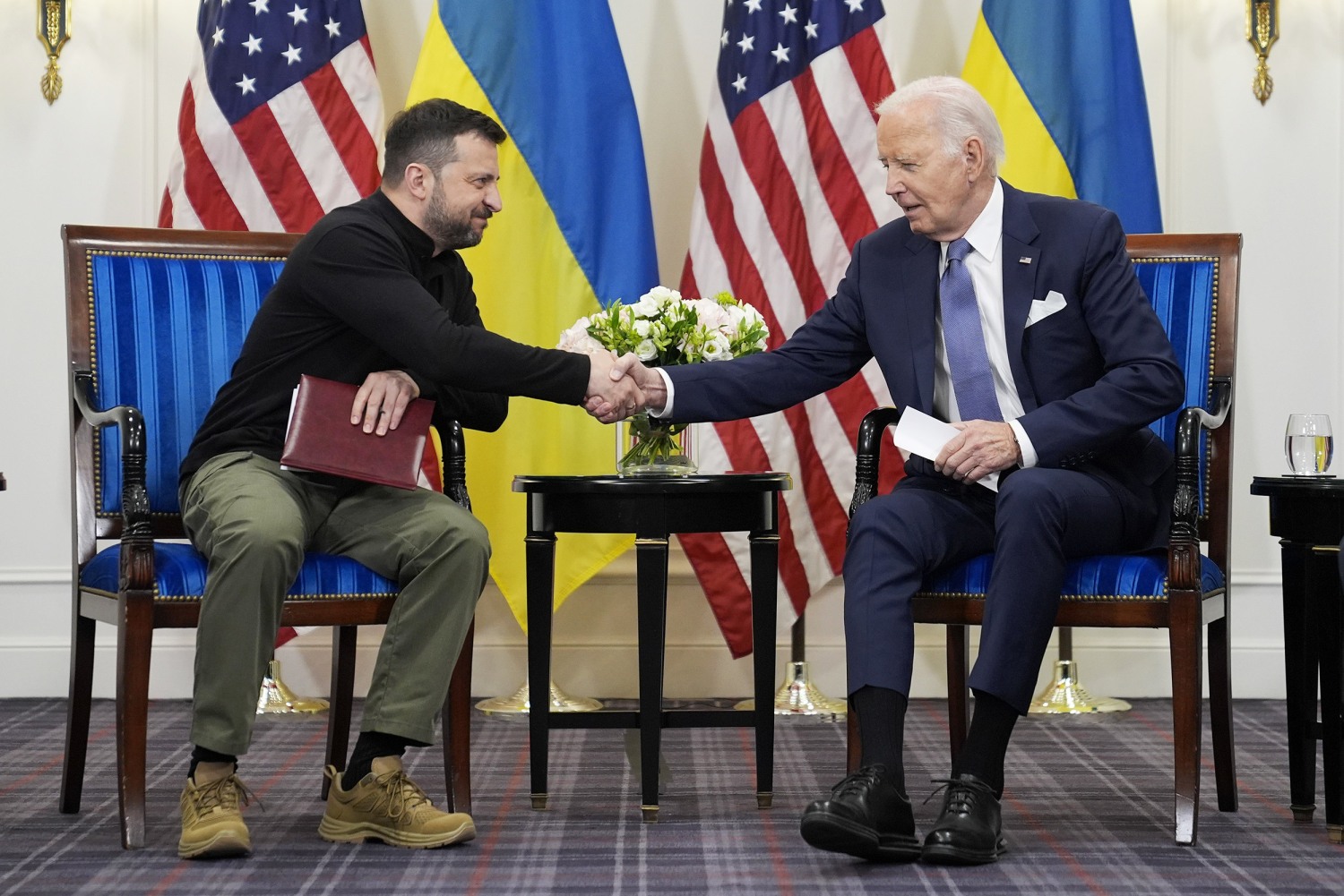 Obama or Biden tweets about Ukraine by Friday?