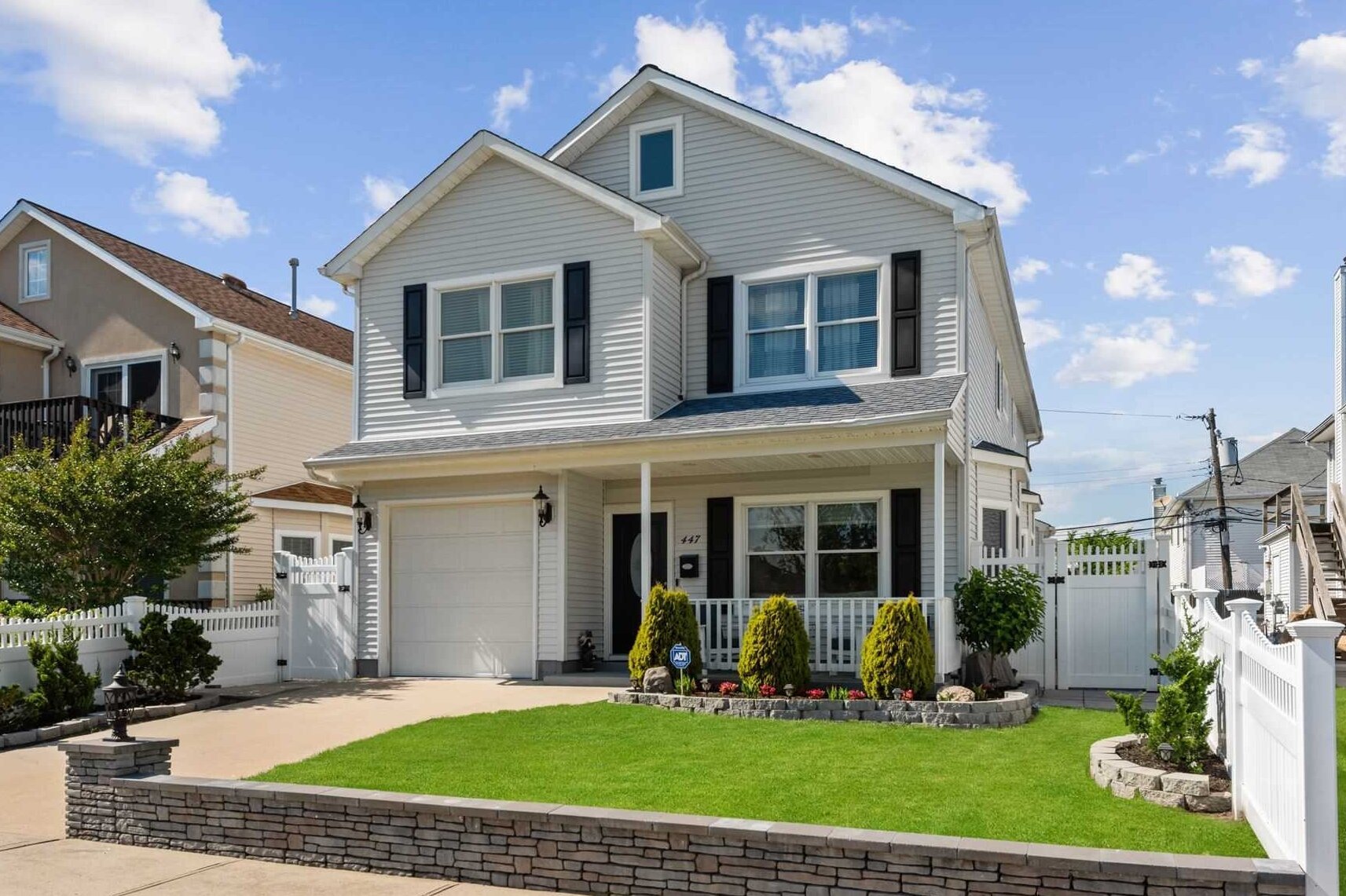 Will the median home value in the US be between $414,000 and $416,000 by February 1?