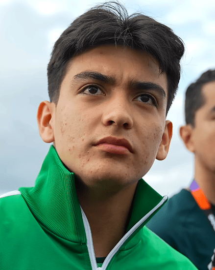 Which club will Gilberto Mora play for next?