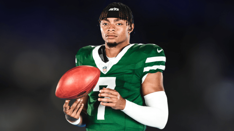 Will Justin Fields start Week for the Jets?