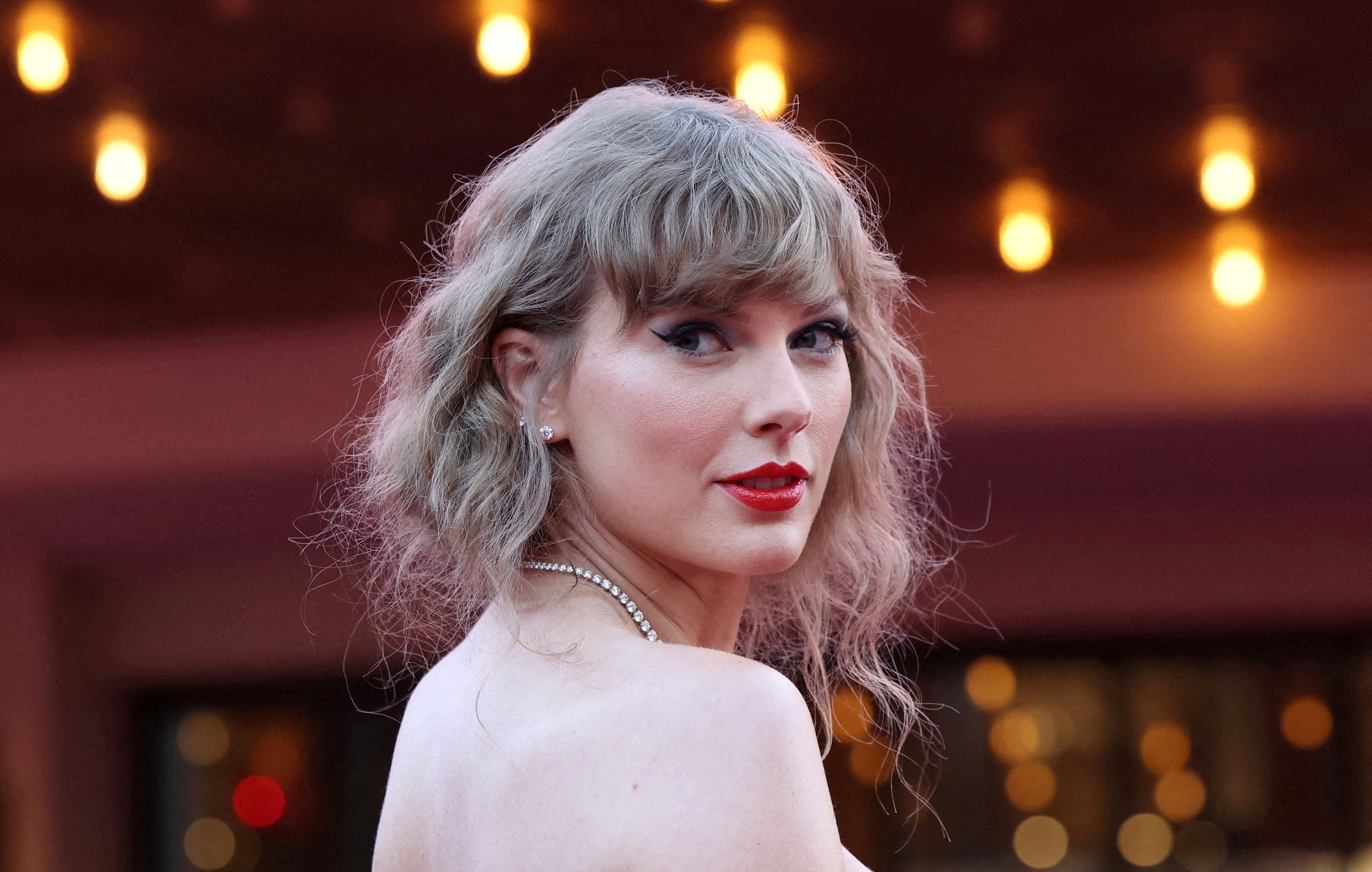 Will Taylor Swift release an album by December 31?