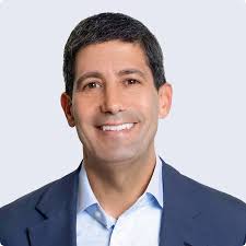 Kevin Warsh & Rate > 2.5%