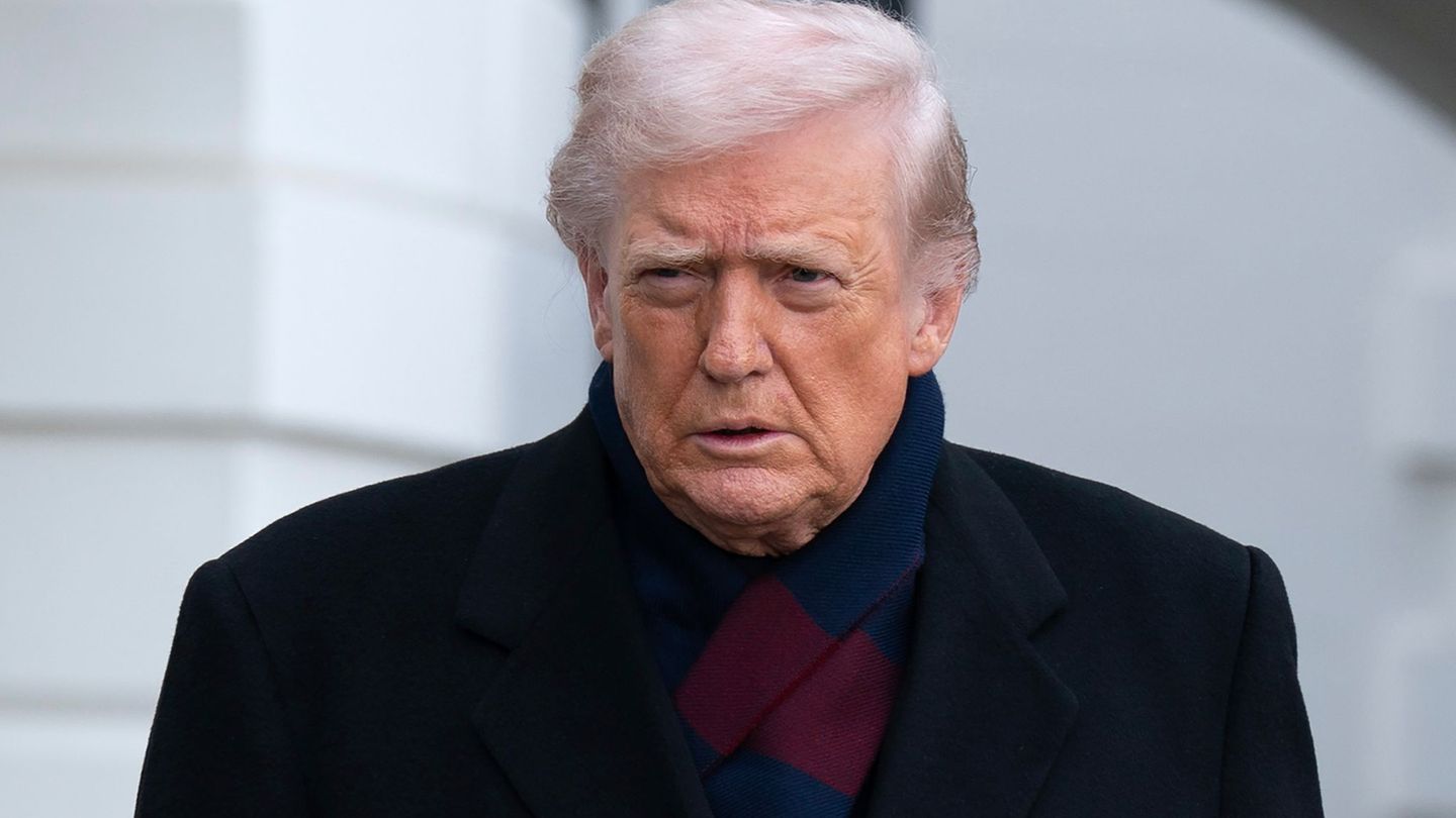 Will Trump remove his Rob Reiner post?